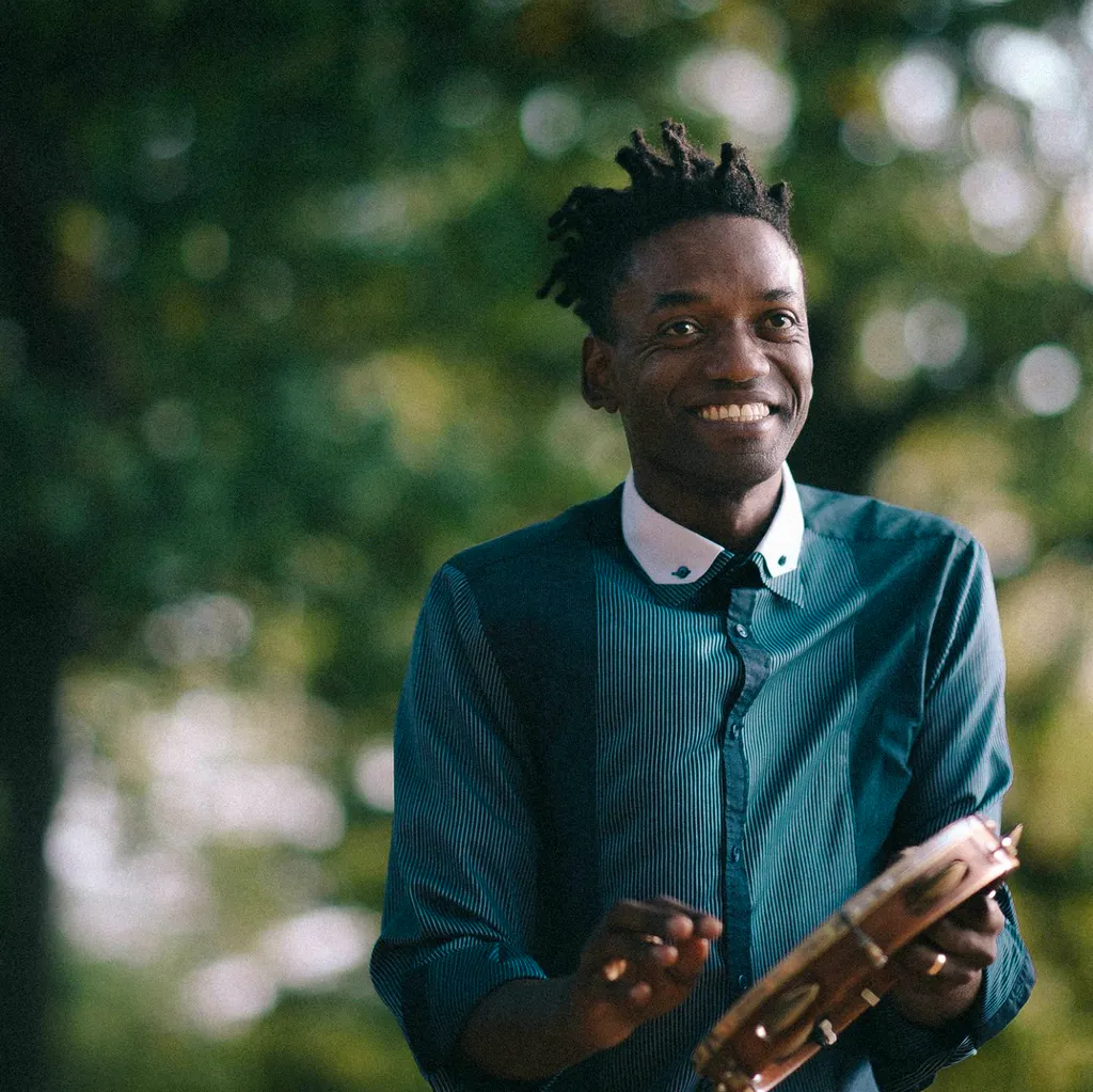 Adriano Adewale