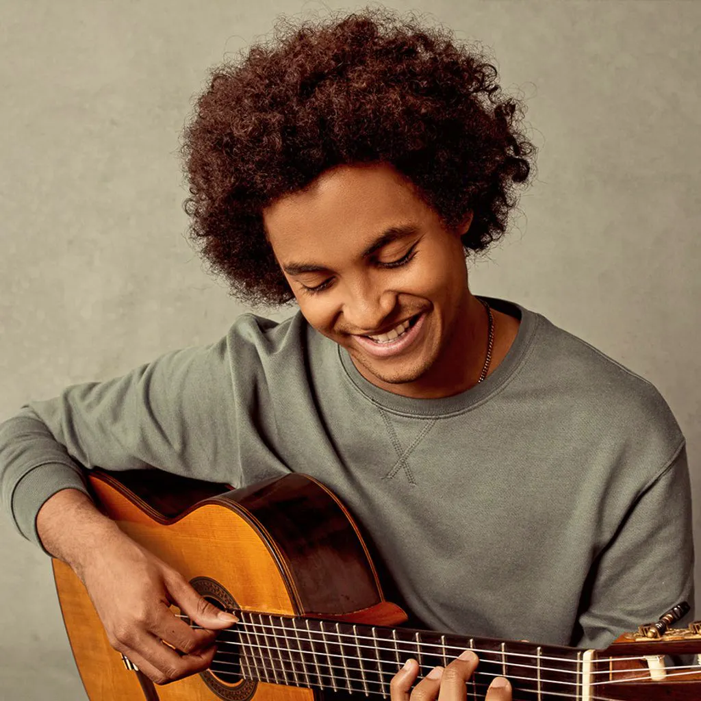 Pl&iacute;nio Fernandes