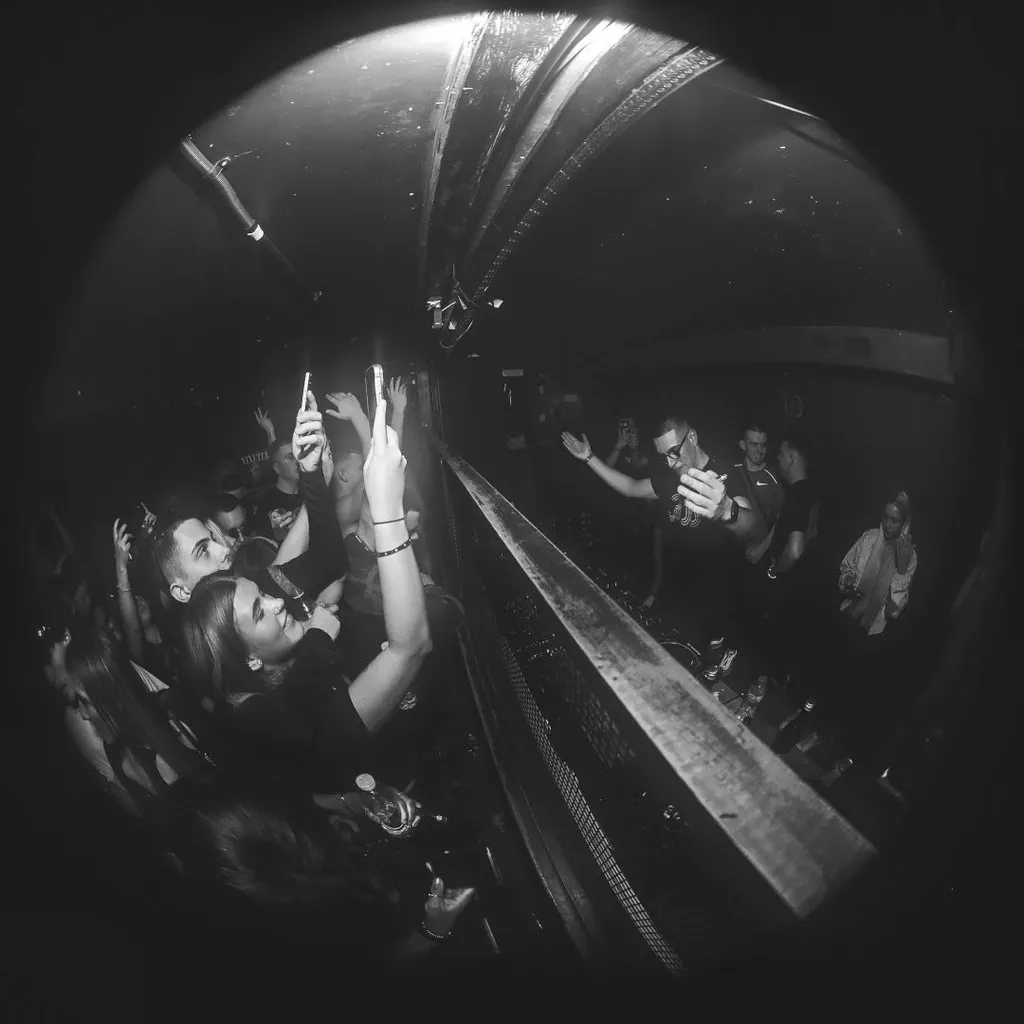 Oceano Lee
