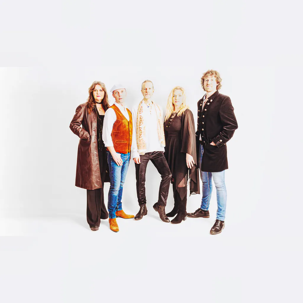 Fleetwood Unchained