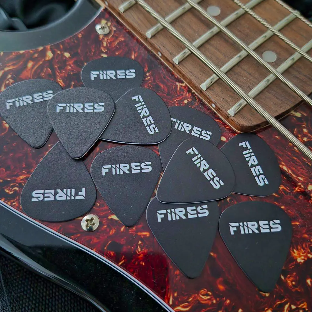 Fiires