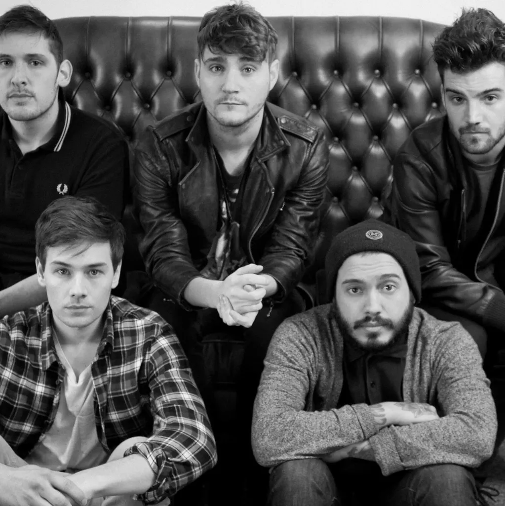 Kids In Glass Houses