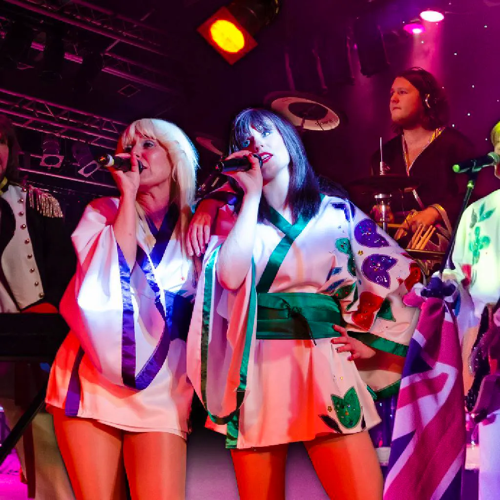 Gimme Gimme Gimme - Gimme Abba