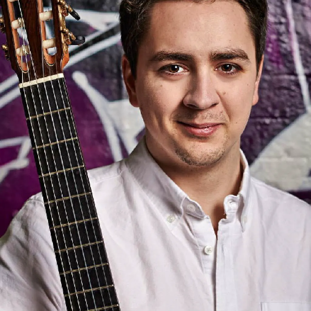 Manus Noble