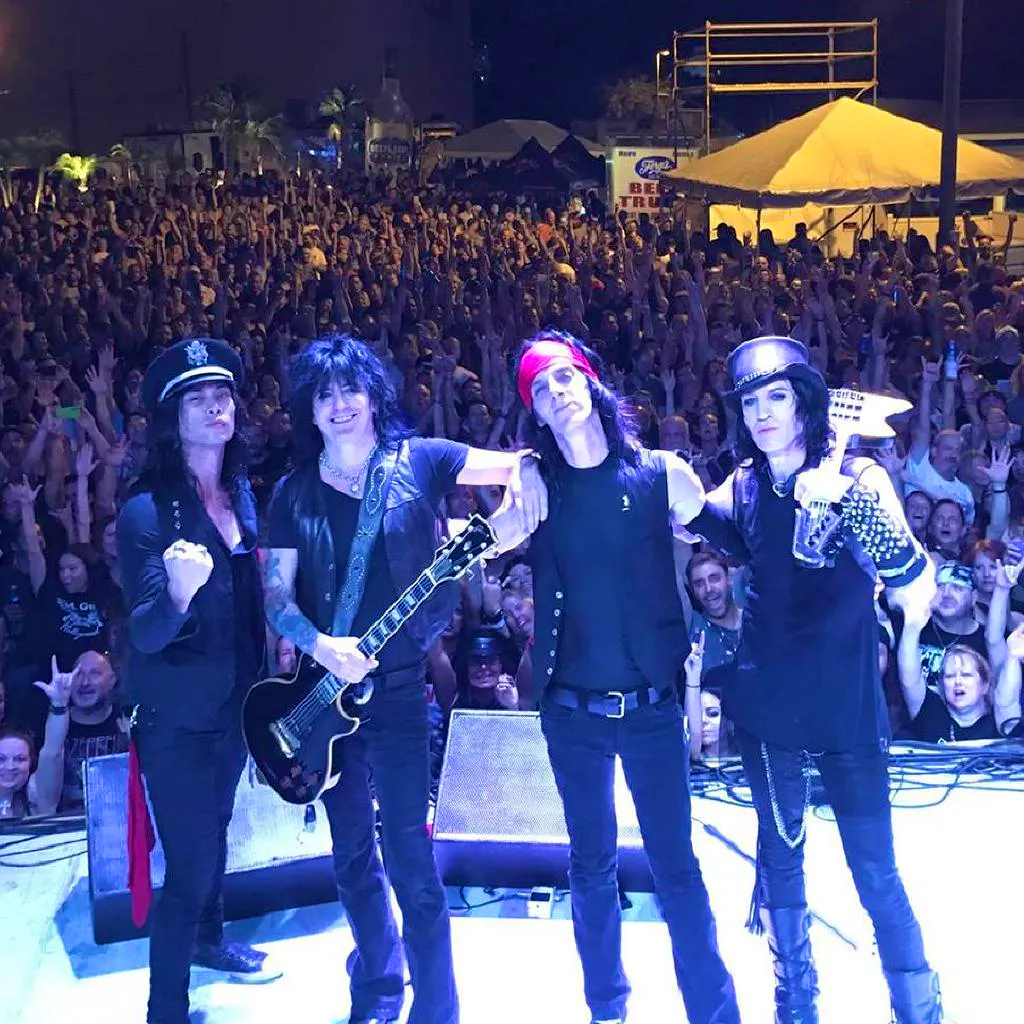 LA Guns