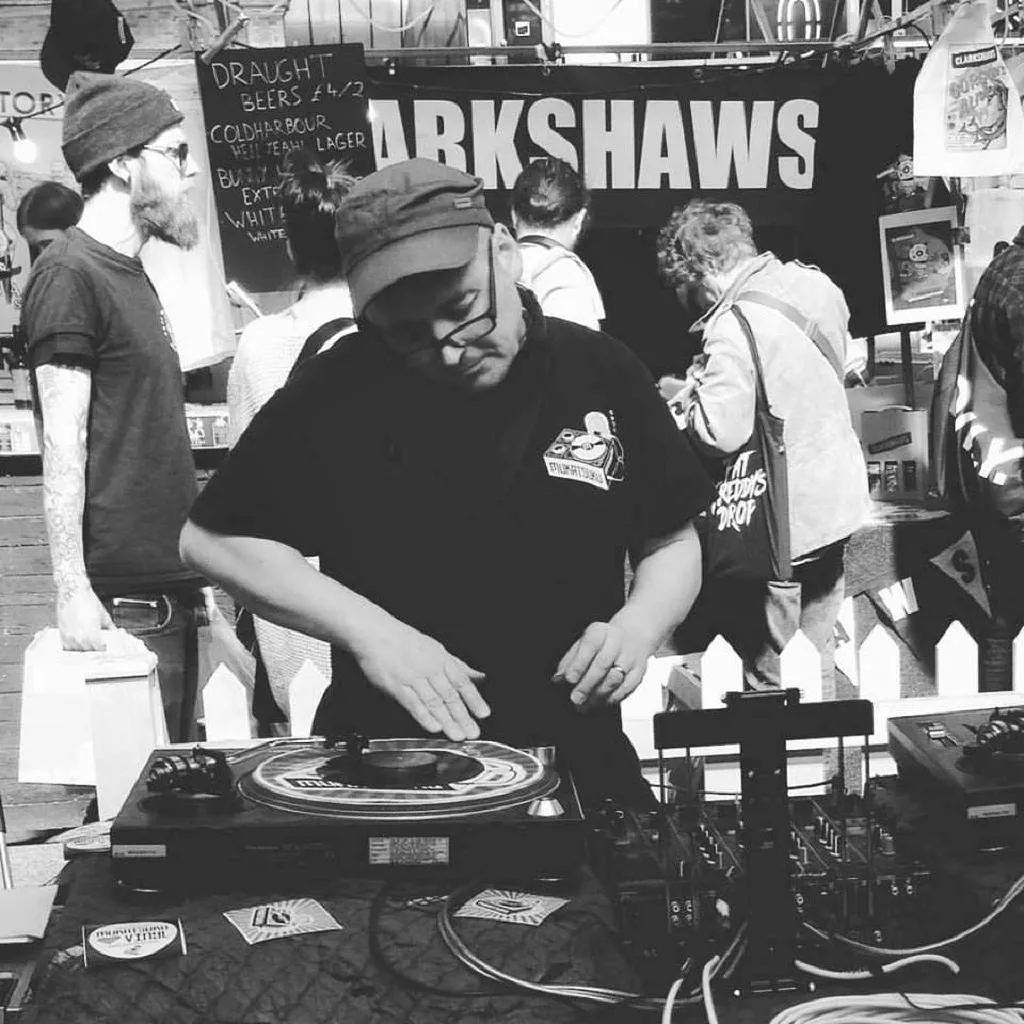 Nik Weston Mukatsuku Records