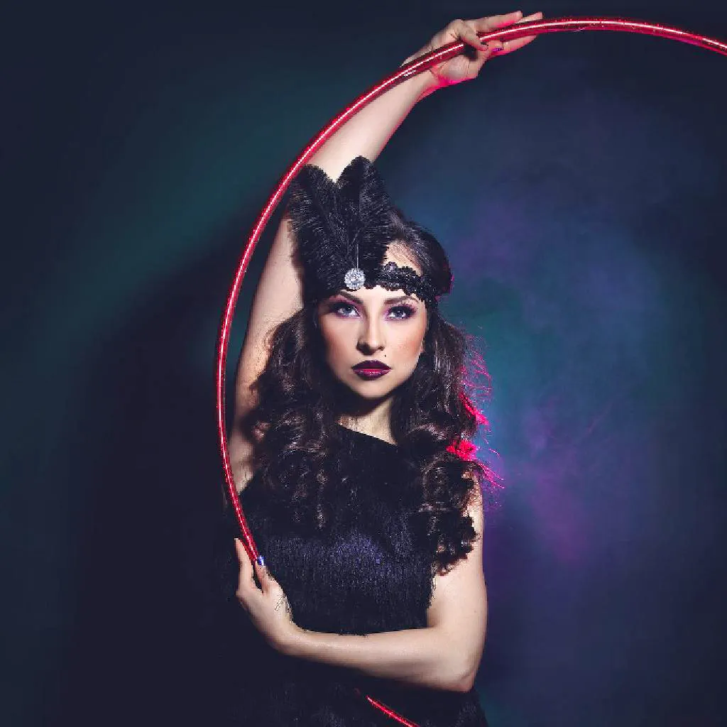 Polly Hoops
