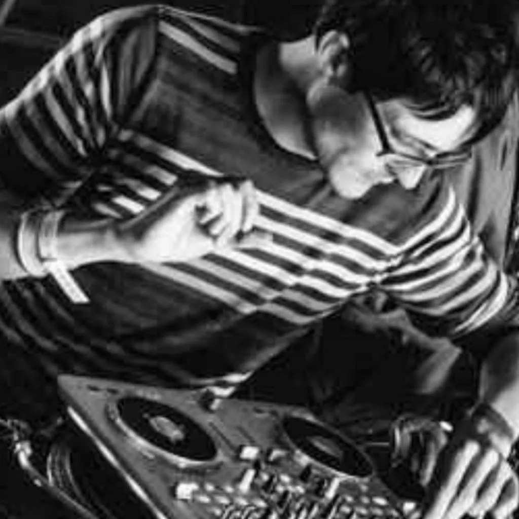 Lee Softly Blue Amazon