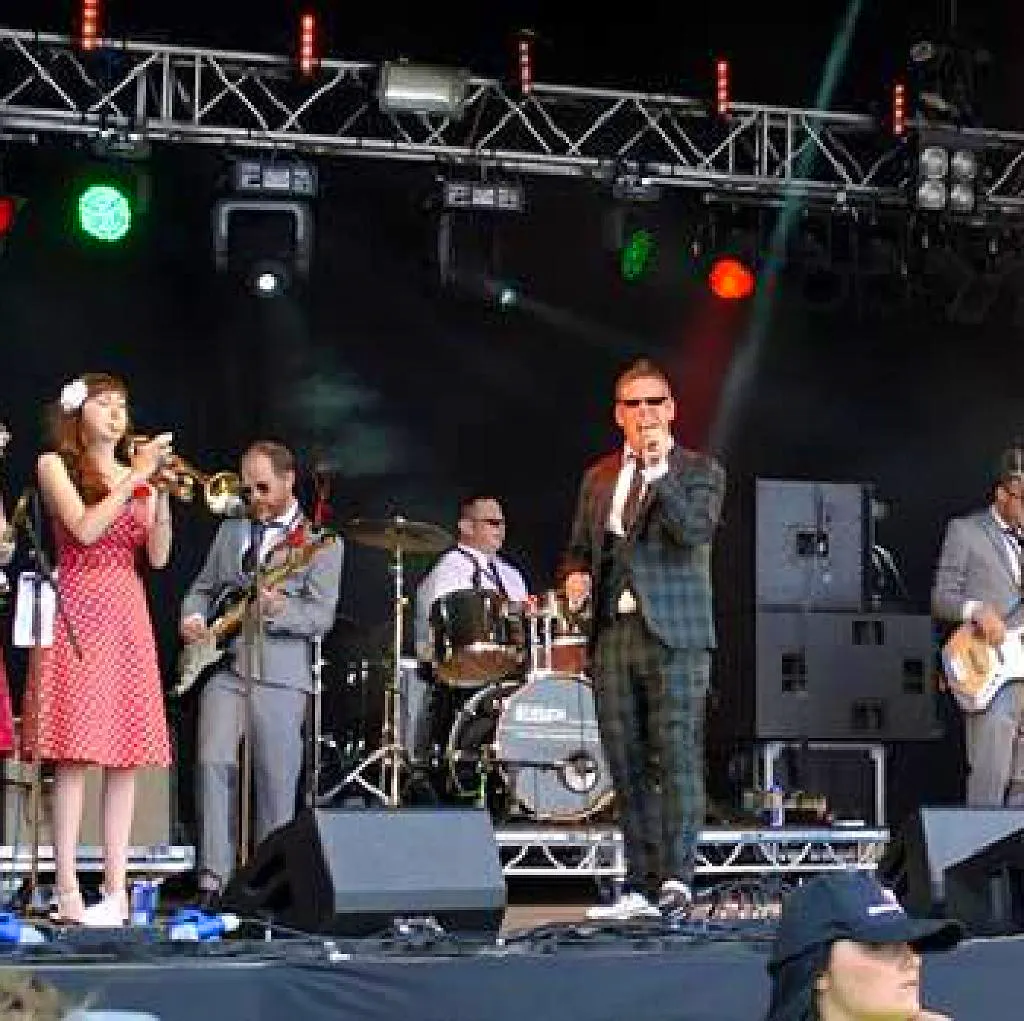 The Cut Throat Razors