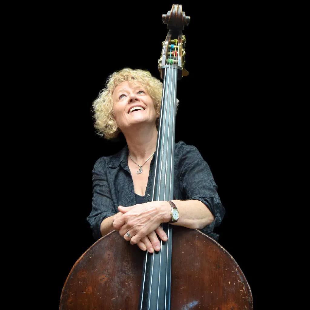 Alison Rayner