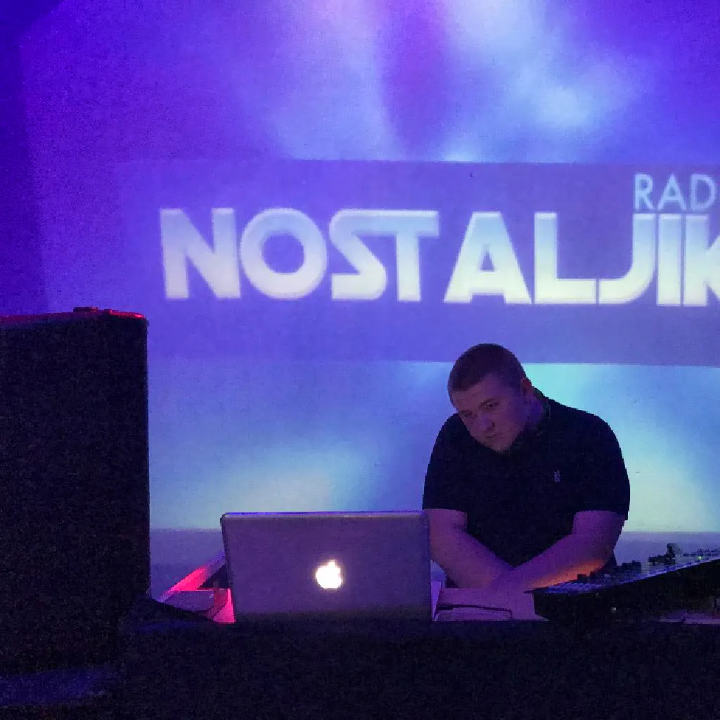 Nostaljik Radio Uk