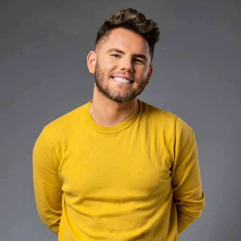 Dean McCullough