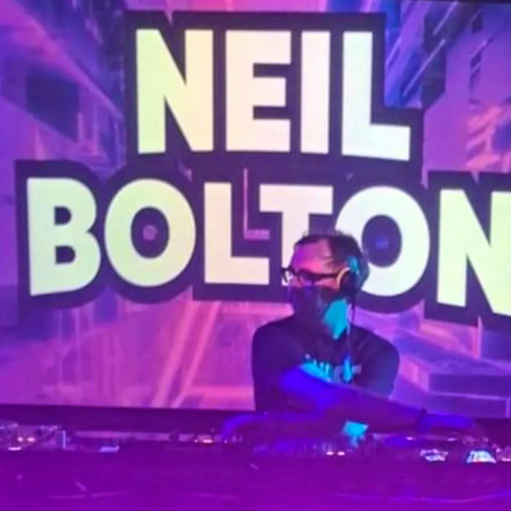 Neil Bolton