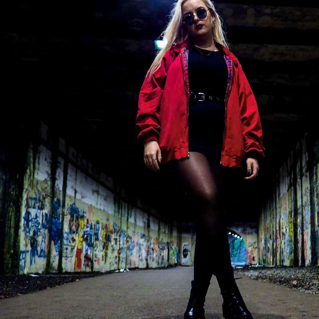 Christie Oliver&period;