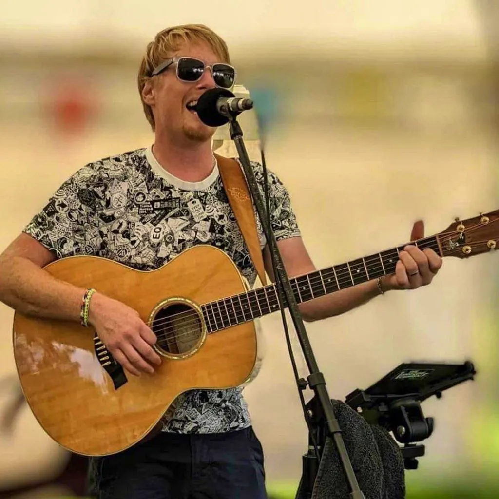 Aaron Booton