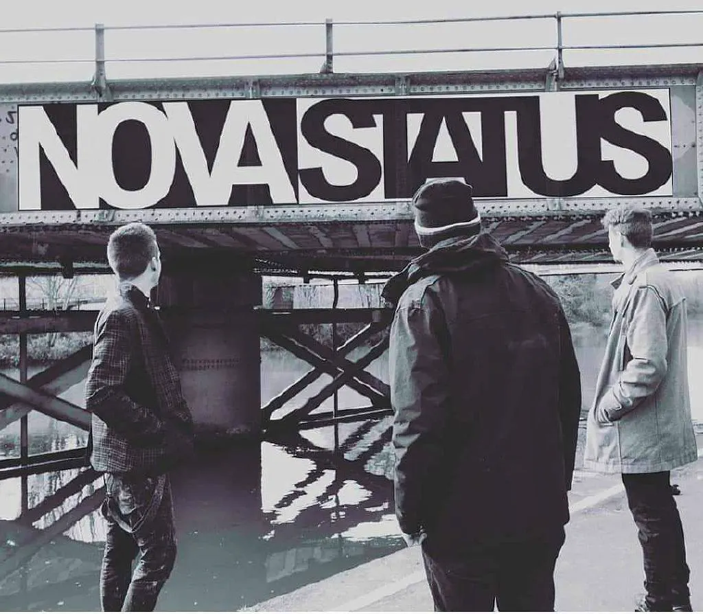 NovaStatus