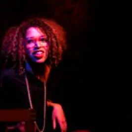 Paula VarJack