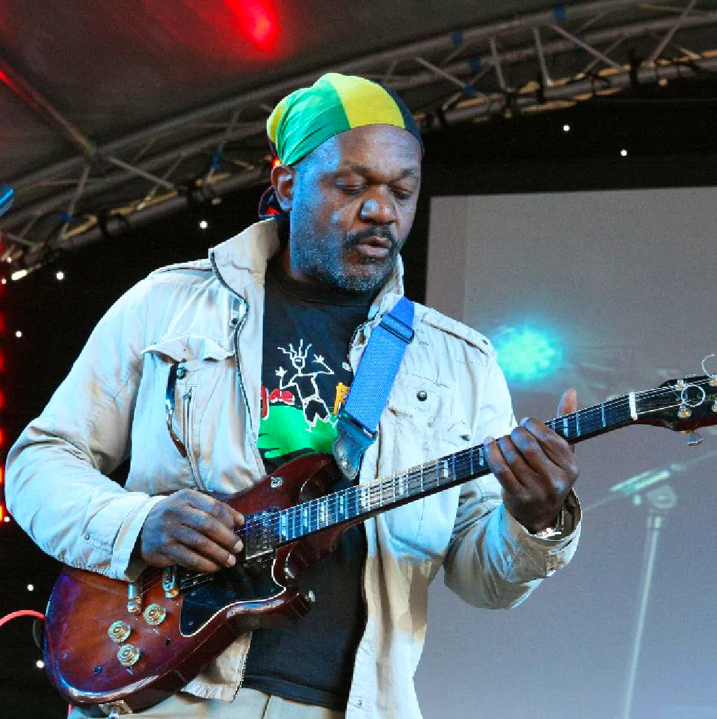 Basil Gabbidon &lpar;Steel Pulse&rpar;