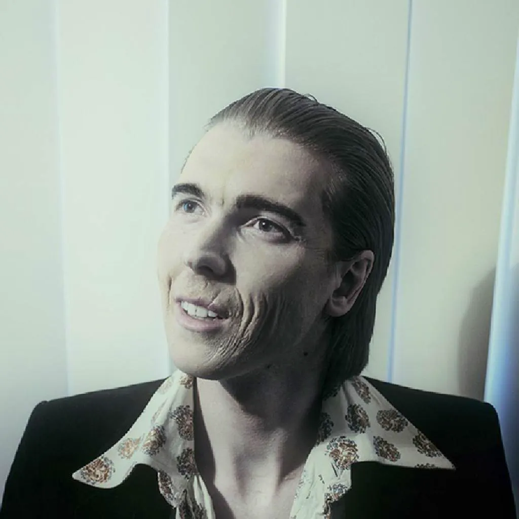 Alex Cameron