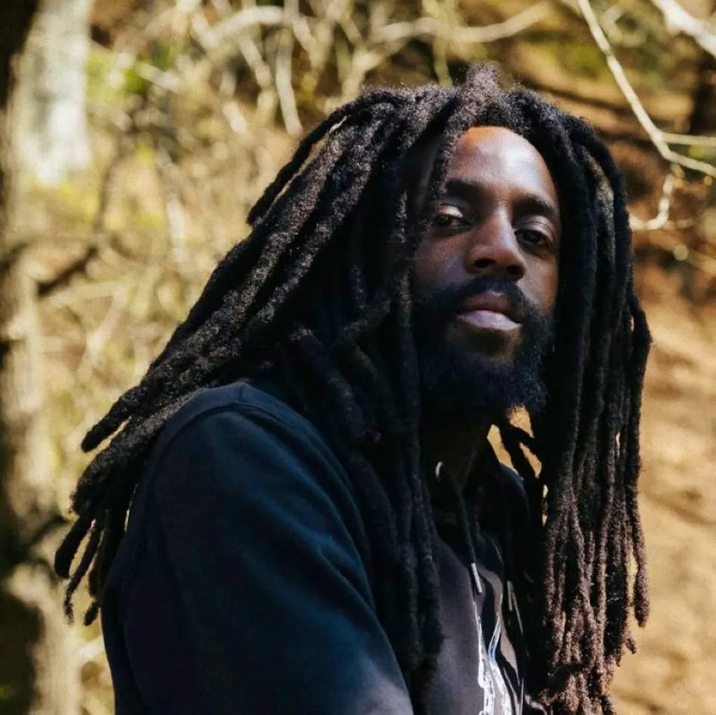 James Liandu
