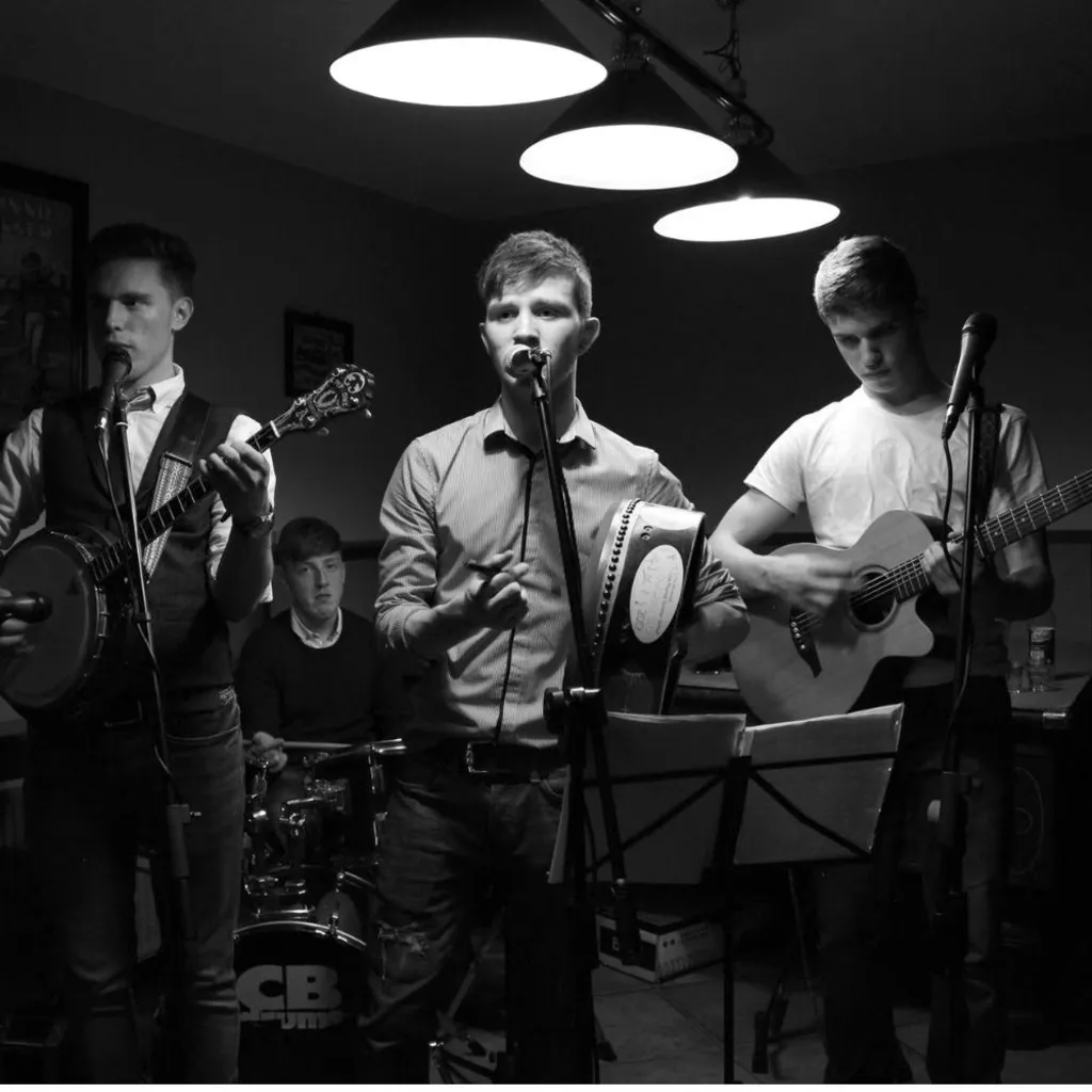 The Tumbling Paddies