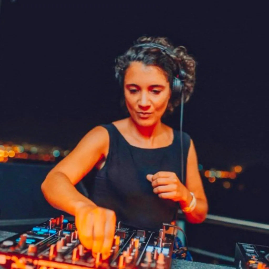 Flo Mass&eacute;
