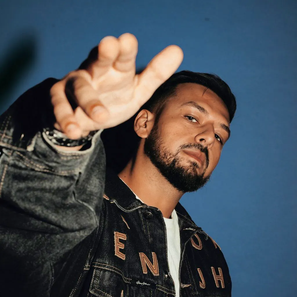 Ozzie Guven &lpar;UK&rpar;