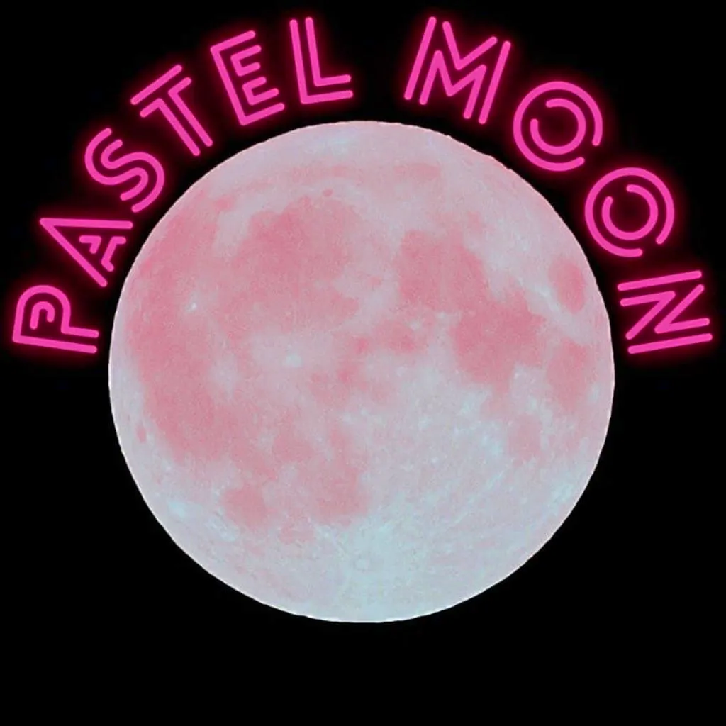Pastel Moon