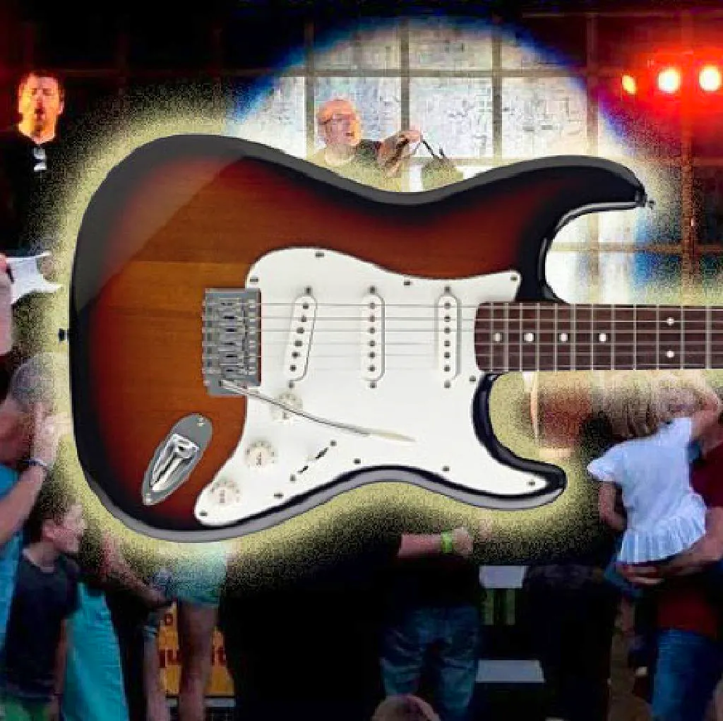 Eclectic Mayhem - Top 5 piece coverband