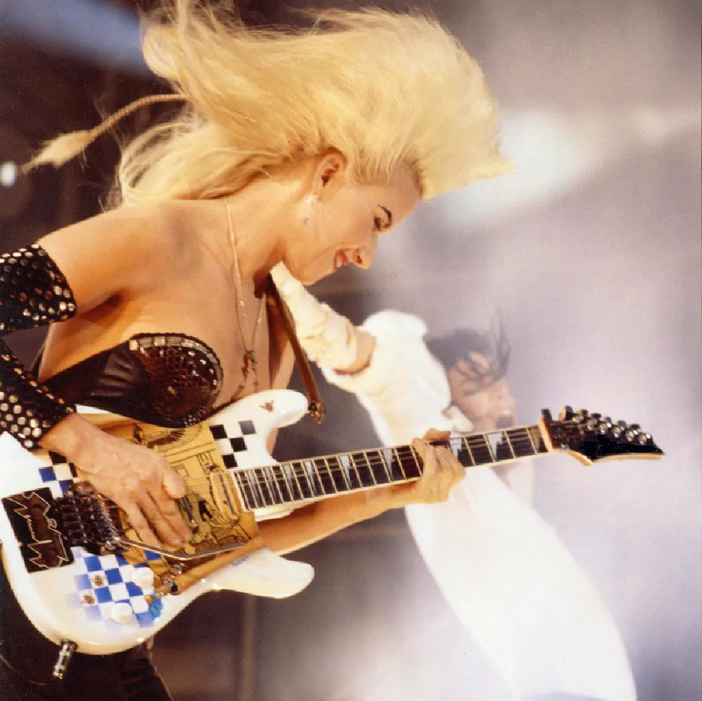 Jennifer Batten