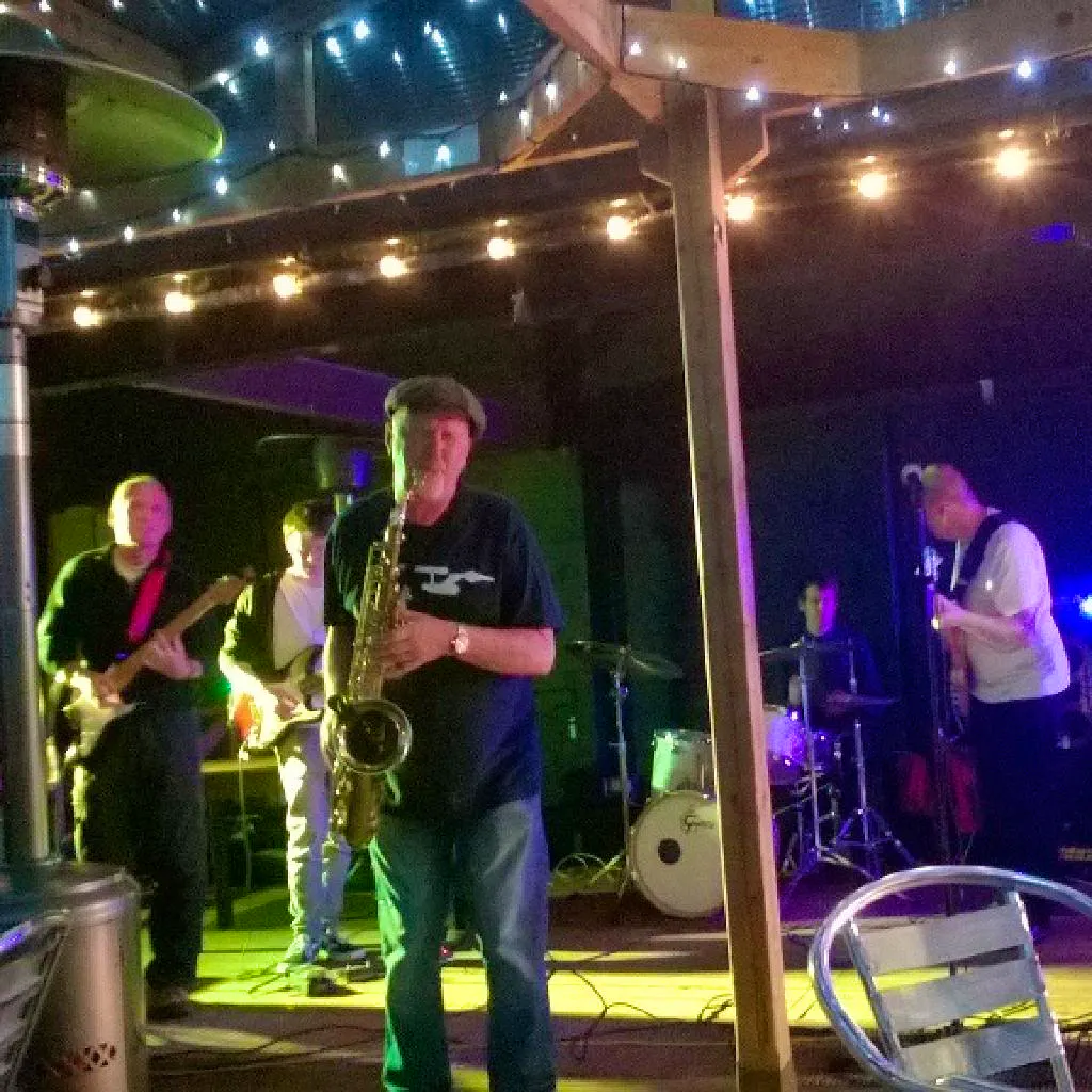 Billy Nine Mates