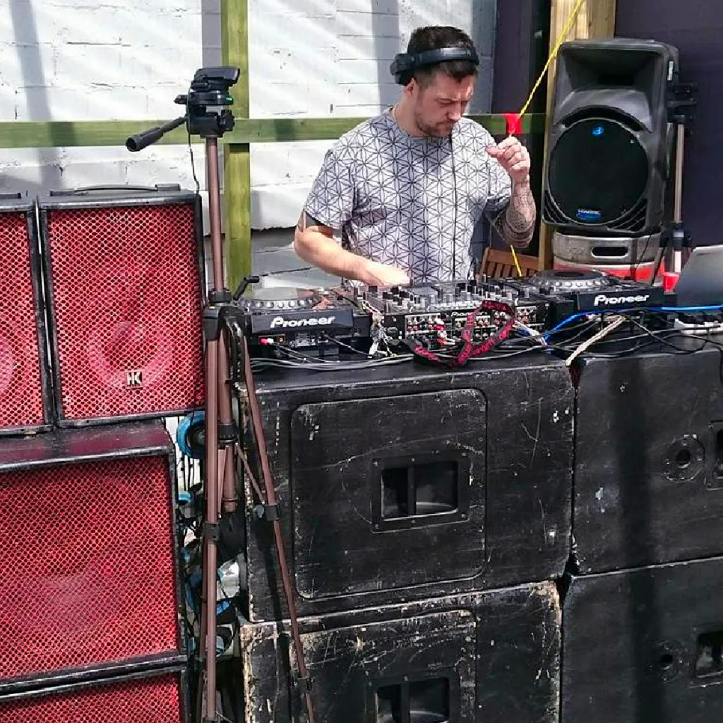 DeeJayaRe