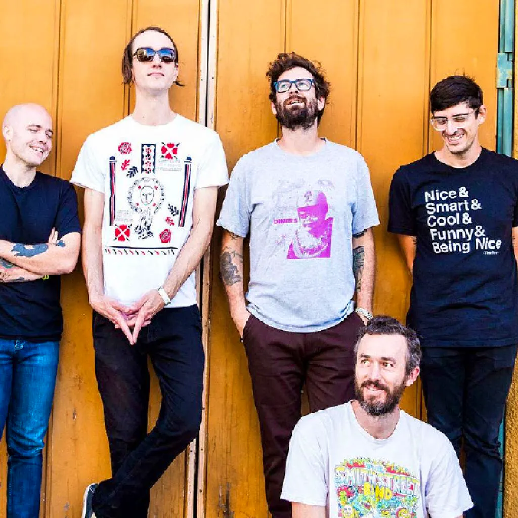 AJJ