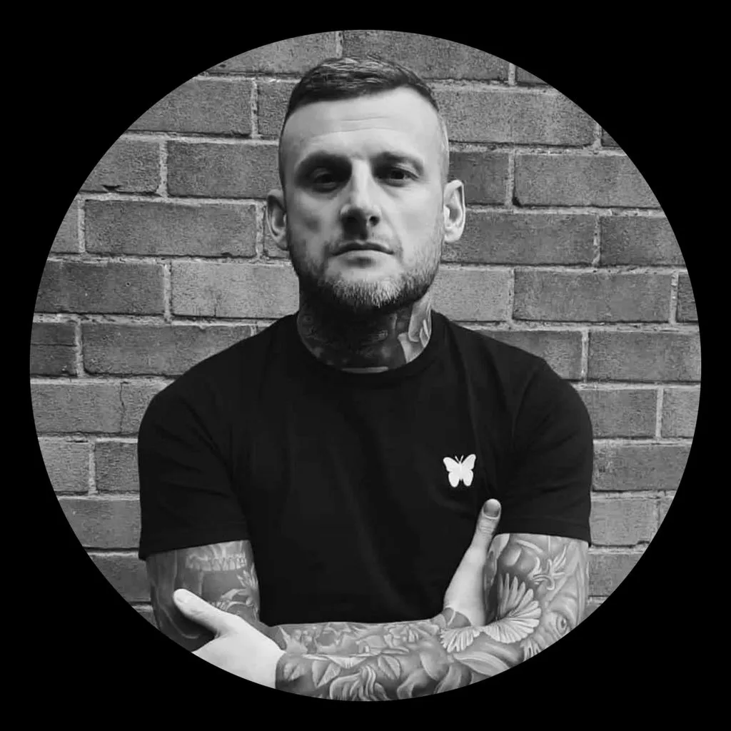 Lee coulson &lpar;UK&rpar;