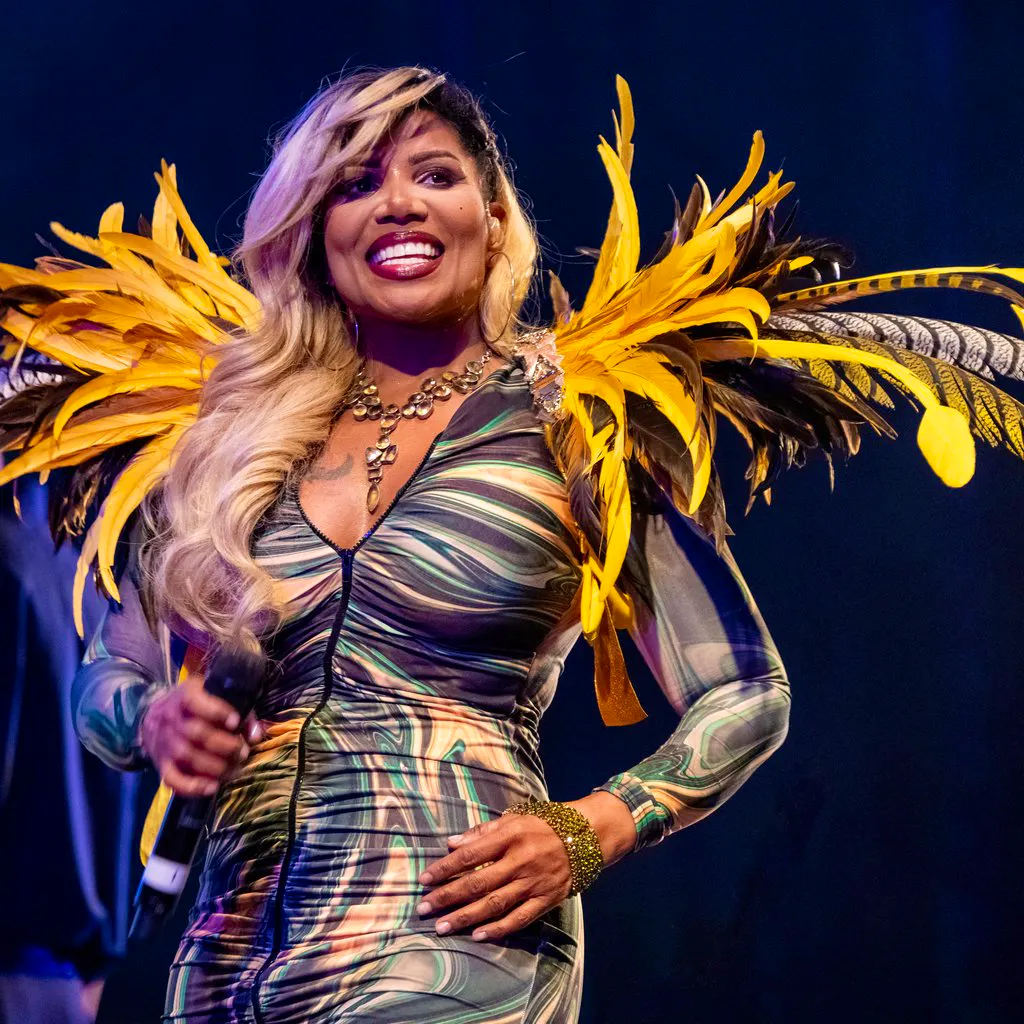 Deniece Pearson &lpar;Five Star&rpar;
