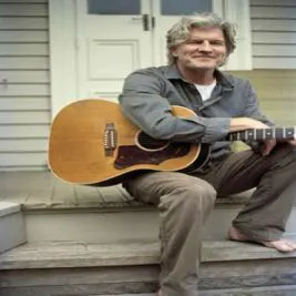 Tim Finn