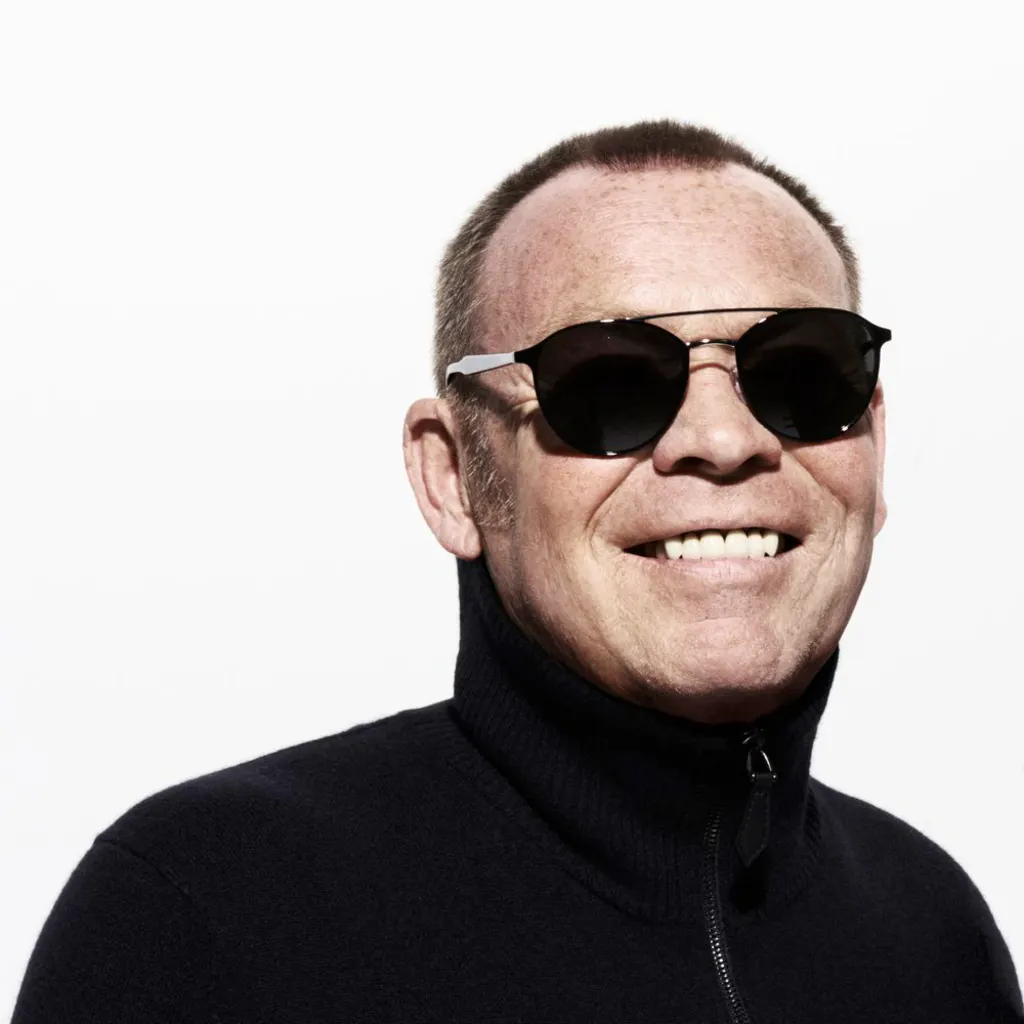 Ali Campbell