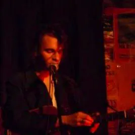 Dan Raza & The Shrouds