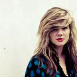 Bec Sandridge