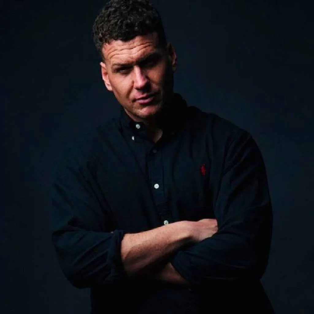 James Burton &lpar;DJ&rpar;