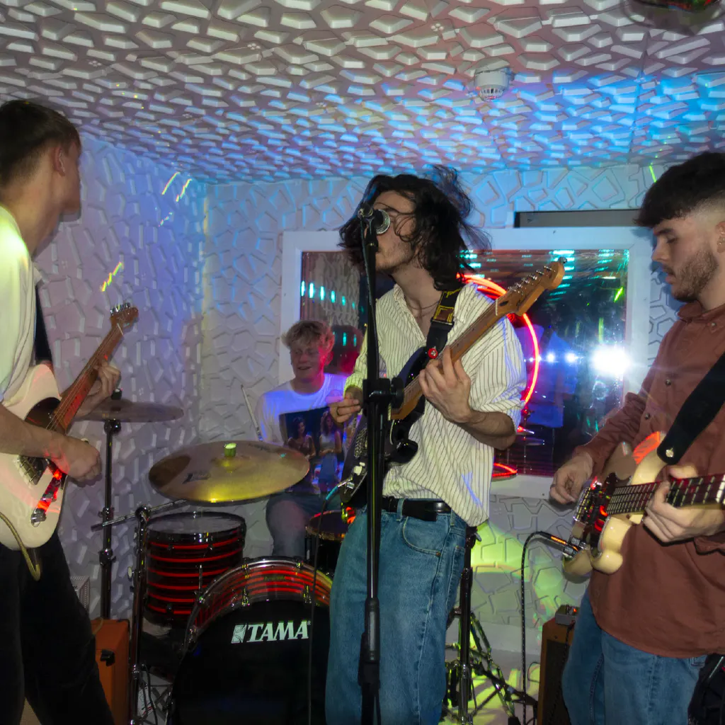 L&period;A&period; Sunday