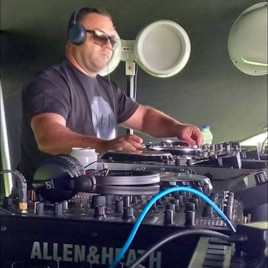 Artist Avatar