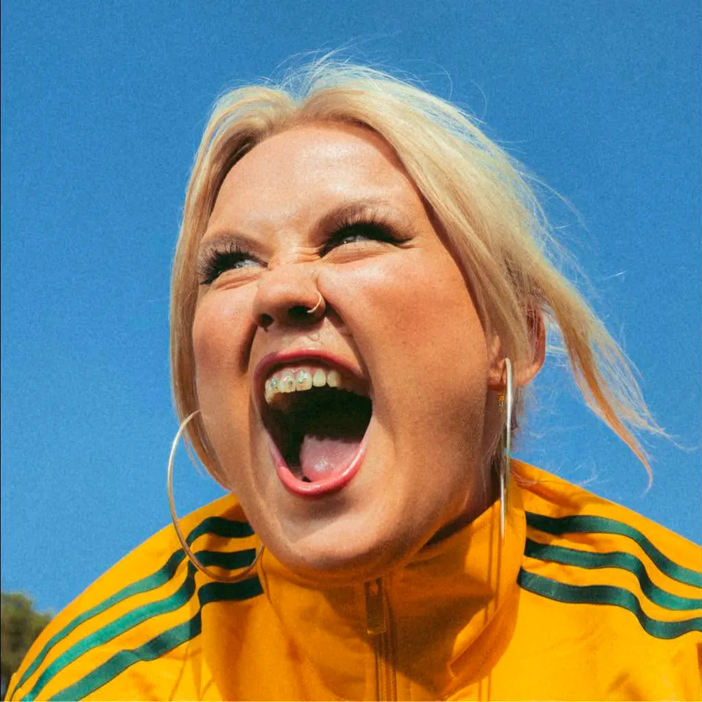 Katie Nicoll