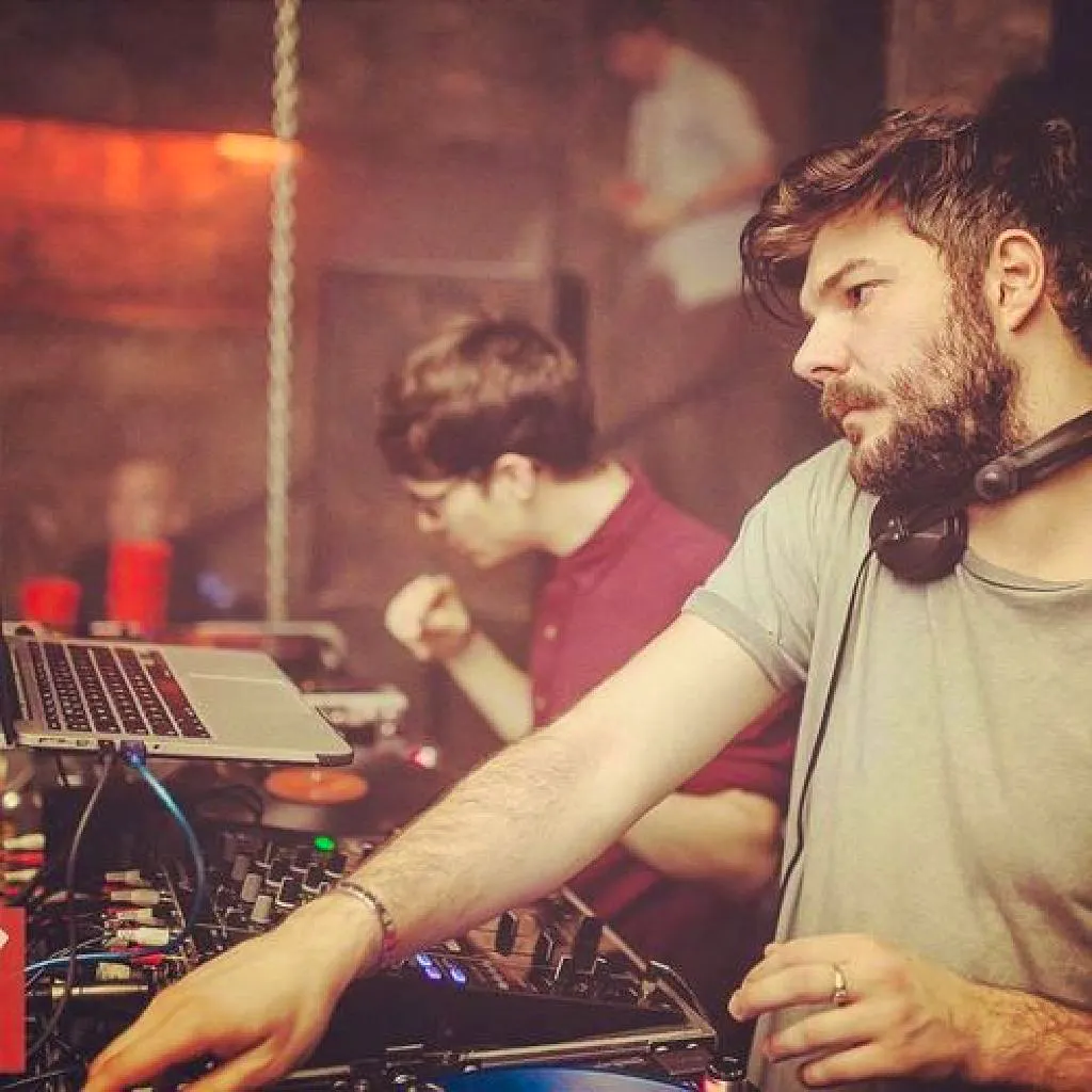 Illyus and Barrientos