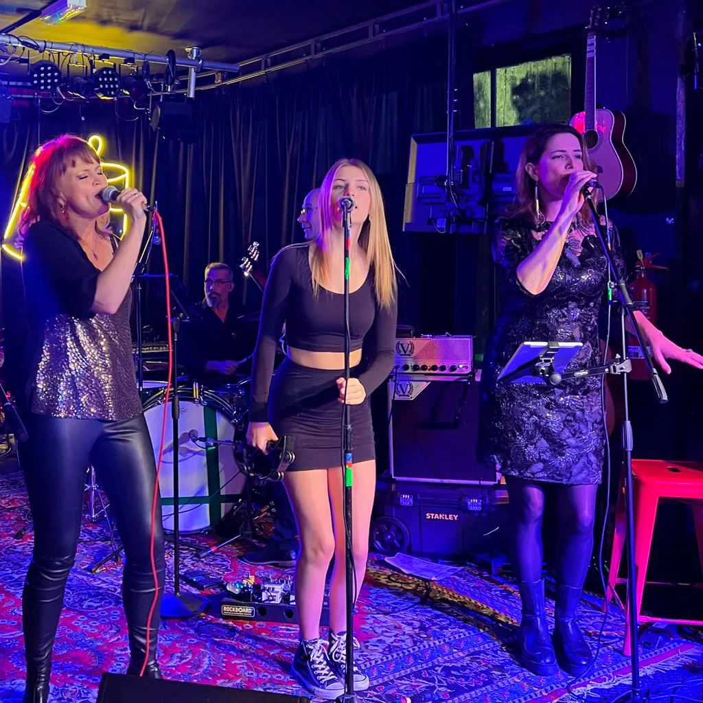 KJ & The SoulShakers