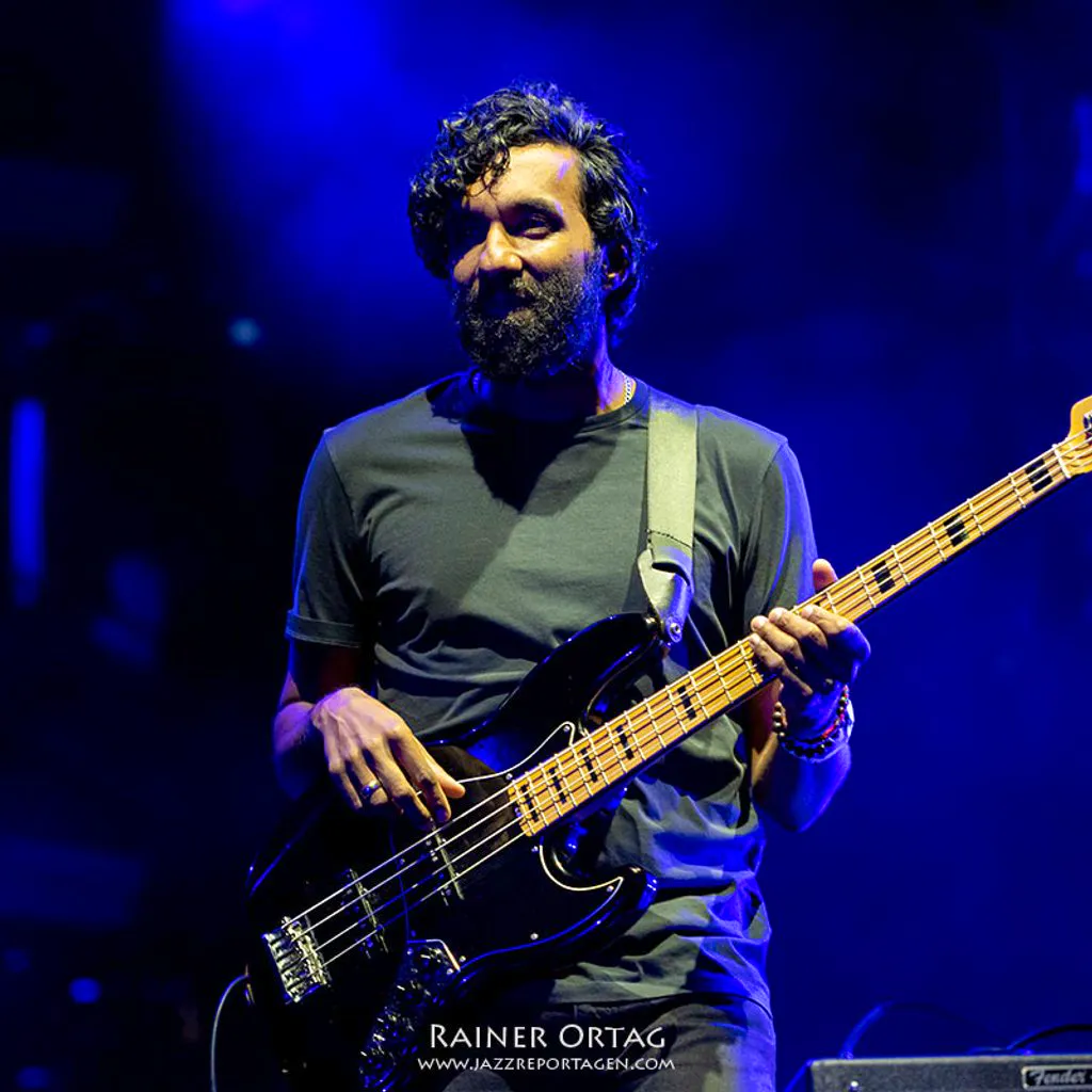 Yves Fernandez