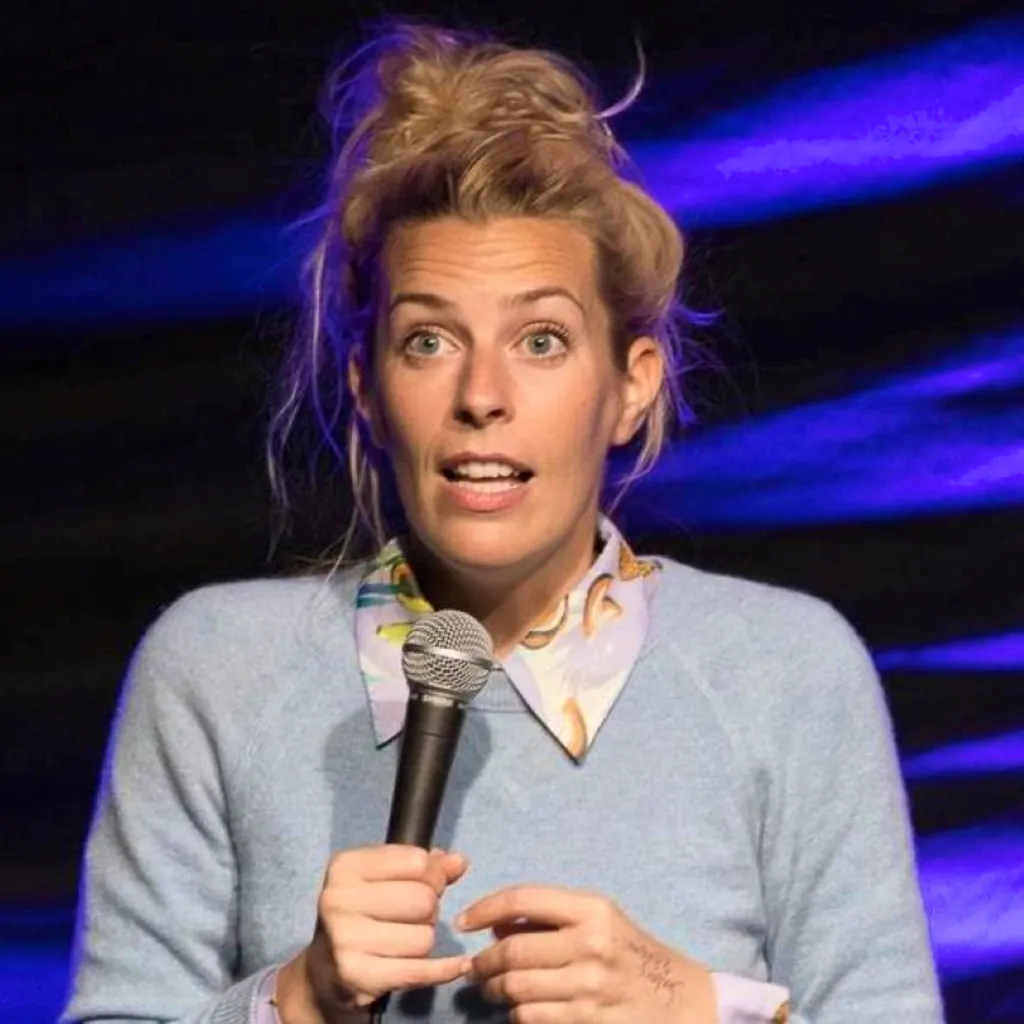Sara Pascoe