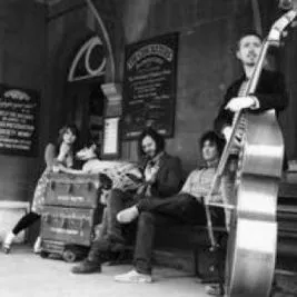Polly and the Billets Doux