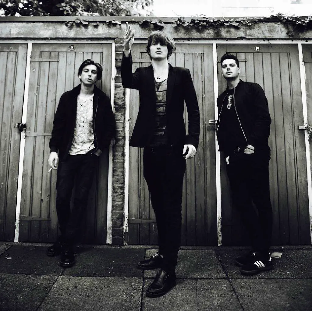 Trampolene