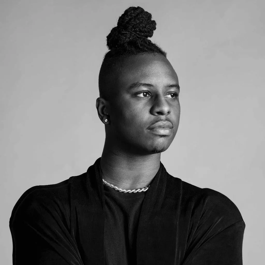 Shaun J&period; Wright